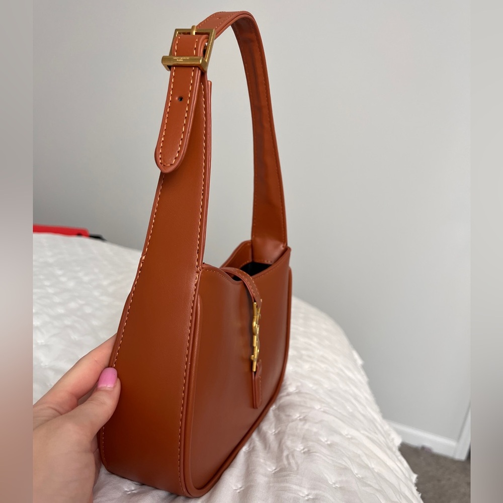 Brown shoulder purse